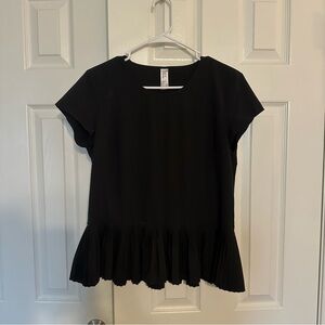 Spanx Black Yes Pleats Peplum Ruffle Hem Top – Size Medium